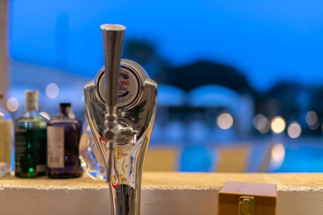 Hotel Reverse トッレ・サンタ・サビーナ エクステリア 写真